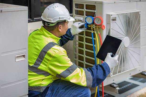 Professional Hvac technician working in Janesville, MN